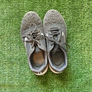 Grey sneakers foam running shoes